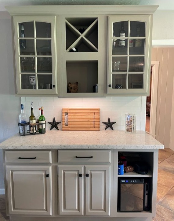  Cabinet offerings at El Campo Carpet One 