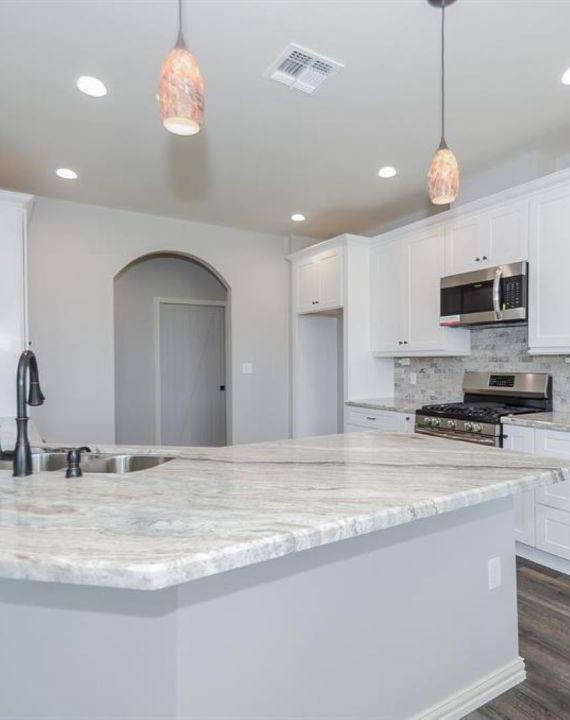 Countertop offerings at El Campo Carpet One 